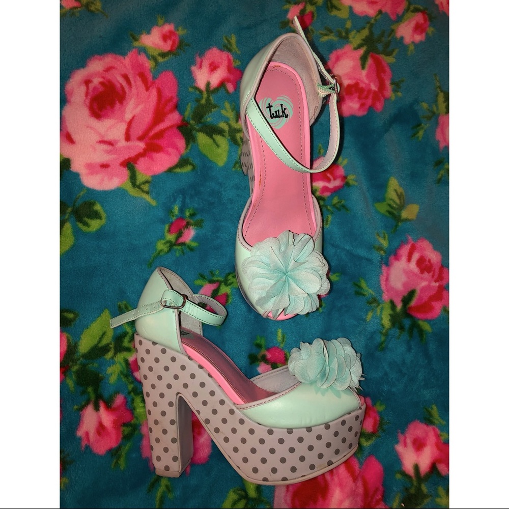 Mint green polka dot platform heel sandals